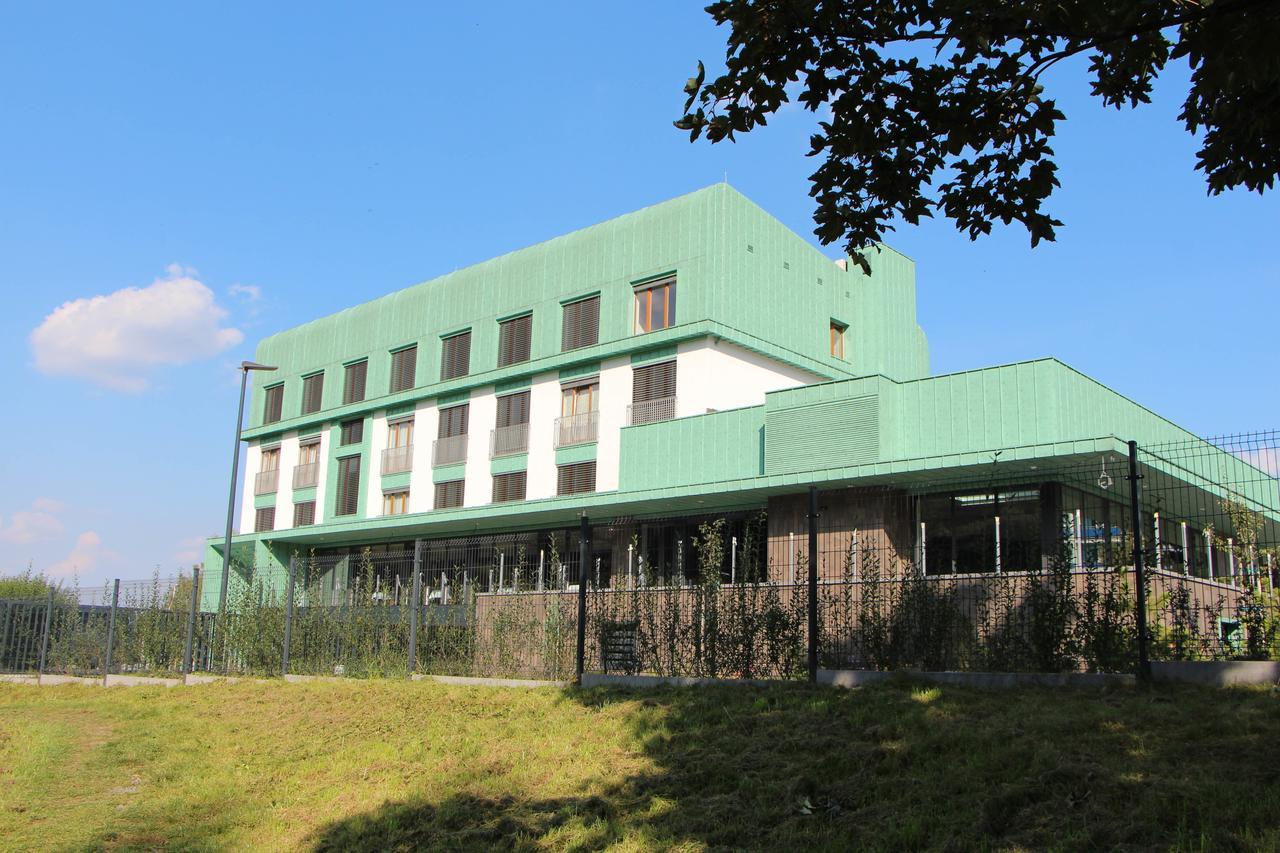 Hotel Bartos Frenštát pod Radhoštěm Екстериор снимка