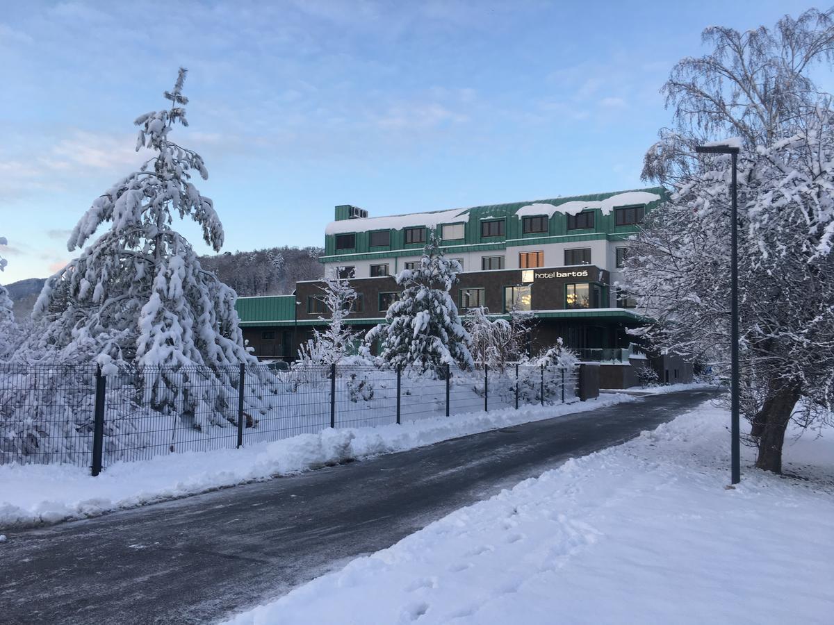 Hotel Bartos Frenštát pod Radhoštěm Екстериор снимка